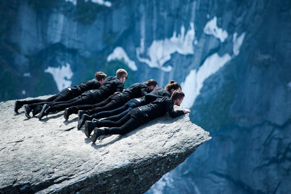 Shining Nor Trolltunga16-1-of-1